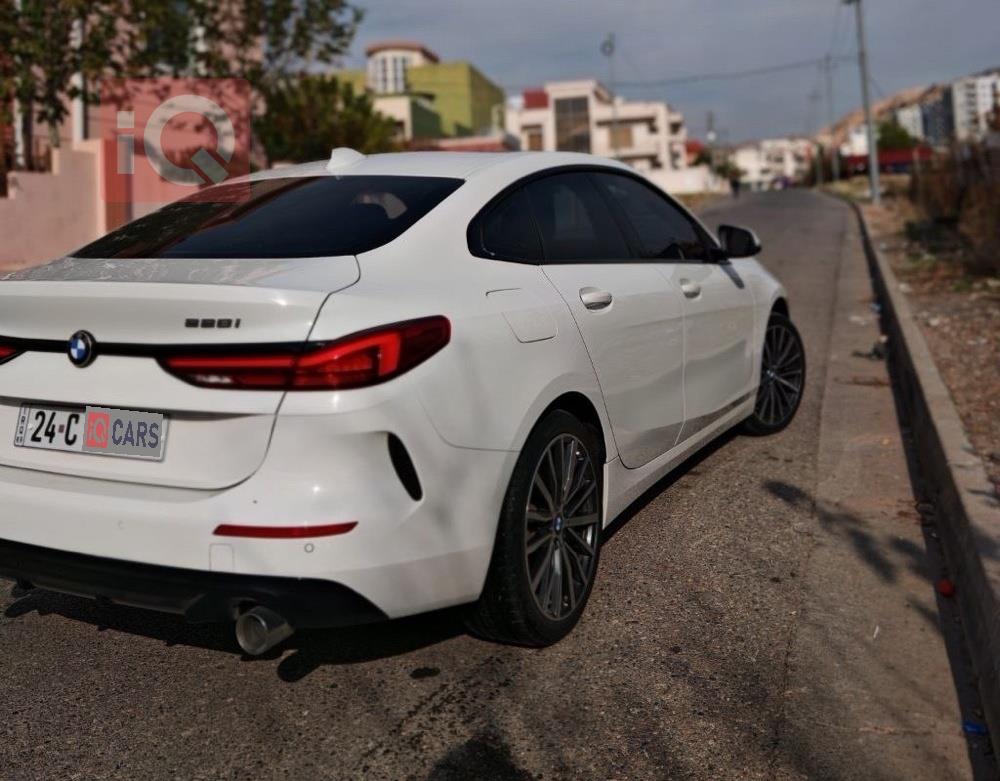 بي ام دبليو الفئة 2